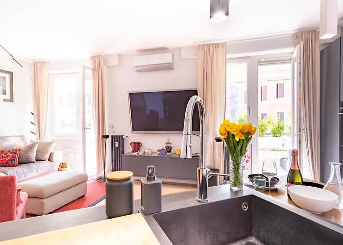 Elegantis Penthouse In The Heart Of With Private Terrace And View דירה רומא
